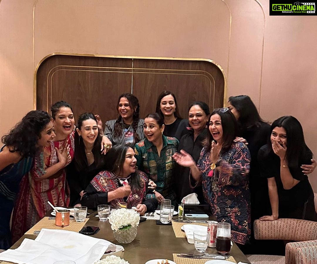 Karisma Kapoor Instagram - Laughter and Love 💖💕🤗✨