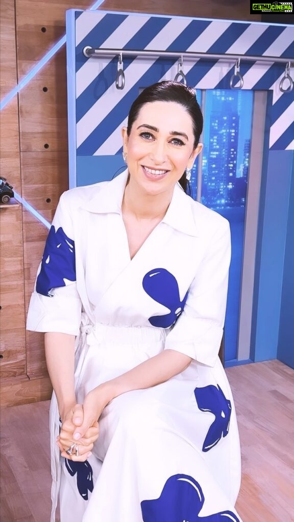 Karisma Kapoor Instagram - “Delighted to partner with Meta on the launch of Quiet Mode on Instagram. Quiet Mode enables you to set boundaries with friends and followers and helps parents in making sure that their children use the platform mindfully. On Instagram you control your experience. On Instagram, you decide 💙 All these tools are available in your ‘Settings’ #OnIGYouDecide #InstagramIndia