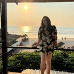 Karisma Kapoor Instagram - Reflecting on 2022 ☀️🧜🏽‍♀️♾️ #theyeargoneby