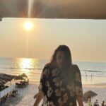 Karisma Kapoor Instagram - Reflecting on 2022 ☀️🧜🏽‍♀️♾️ #theyeargoneby