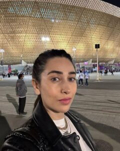 Karisma Kapoor Instagram - What an experience ❤️✨⚽️🇦🇷🇭🇷

#fifaworldcup2022 #semifinals 
#lukamodric #messi #argentina #croatia #qatar