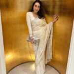Karisma Kapoor Instagram - Hi there 👋🏼 Loved celebrating Love 🤍 #monacomemories #hopelessromantic