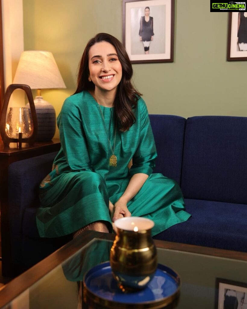 Karisma Kapoor Instagram - “To shine your brightest light is to be who you truly are.”  ― Roy T. Bennett #DiwaliFeels🪔🌟