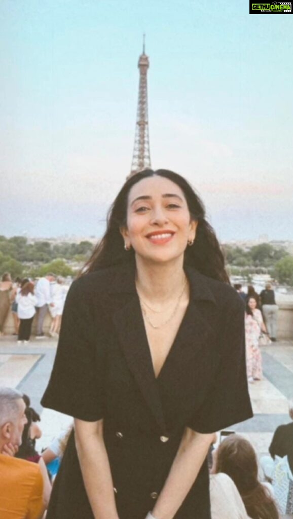 Karisma Kapoor Instagram - You fall, you learn You get up, you grow 🌻 Here’s to another year of growing and learning #aurevoirparis🇫🇷
