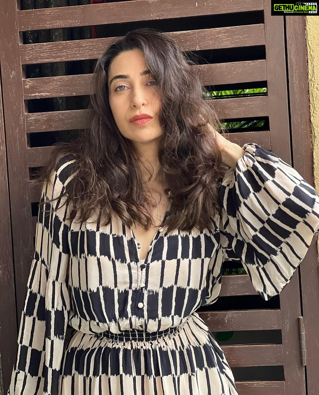 Karisma Kapoor Instagram - Sundaying 🦇
