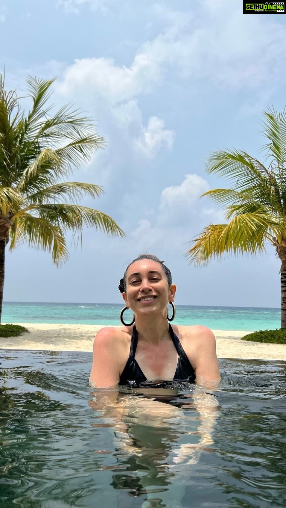 Karisma Kapoor Instagram - End of Summer ⛱