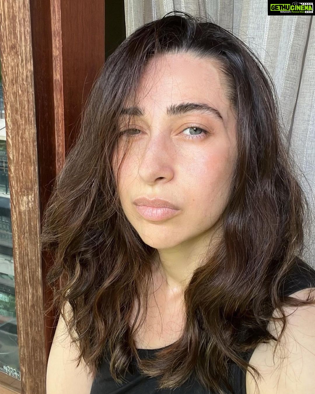Karisma Kapoor Instagram - Mood is au natural 😽