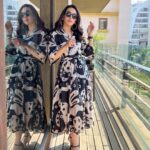 Karisma Kapoor Instagram - Diwali is shining in my eyes 😎✨ #brunchmode