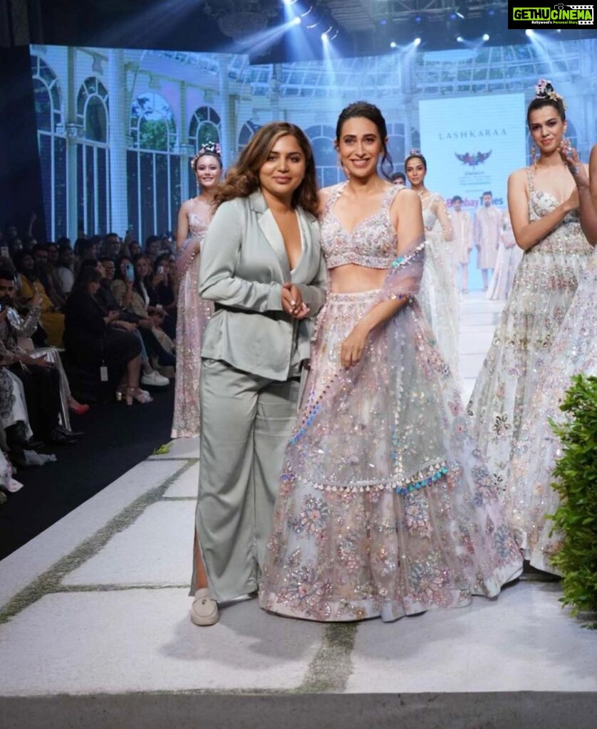 Karisma Kapoor Instagram - Embracing the beauty of change with Lashkaraa’s Garden of Serenity 🦋🌸 - the brand’s first ever bridal collection. Had a blast walking the ramp at BTFW in this exquisite hand embroidered lehenga by Lashkaraa. @lashkaraa @timesfashionweek #BTFW’22