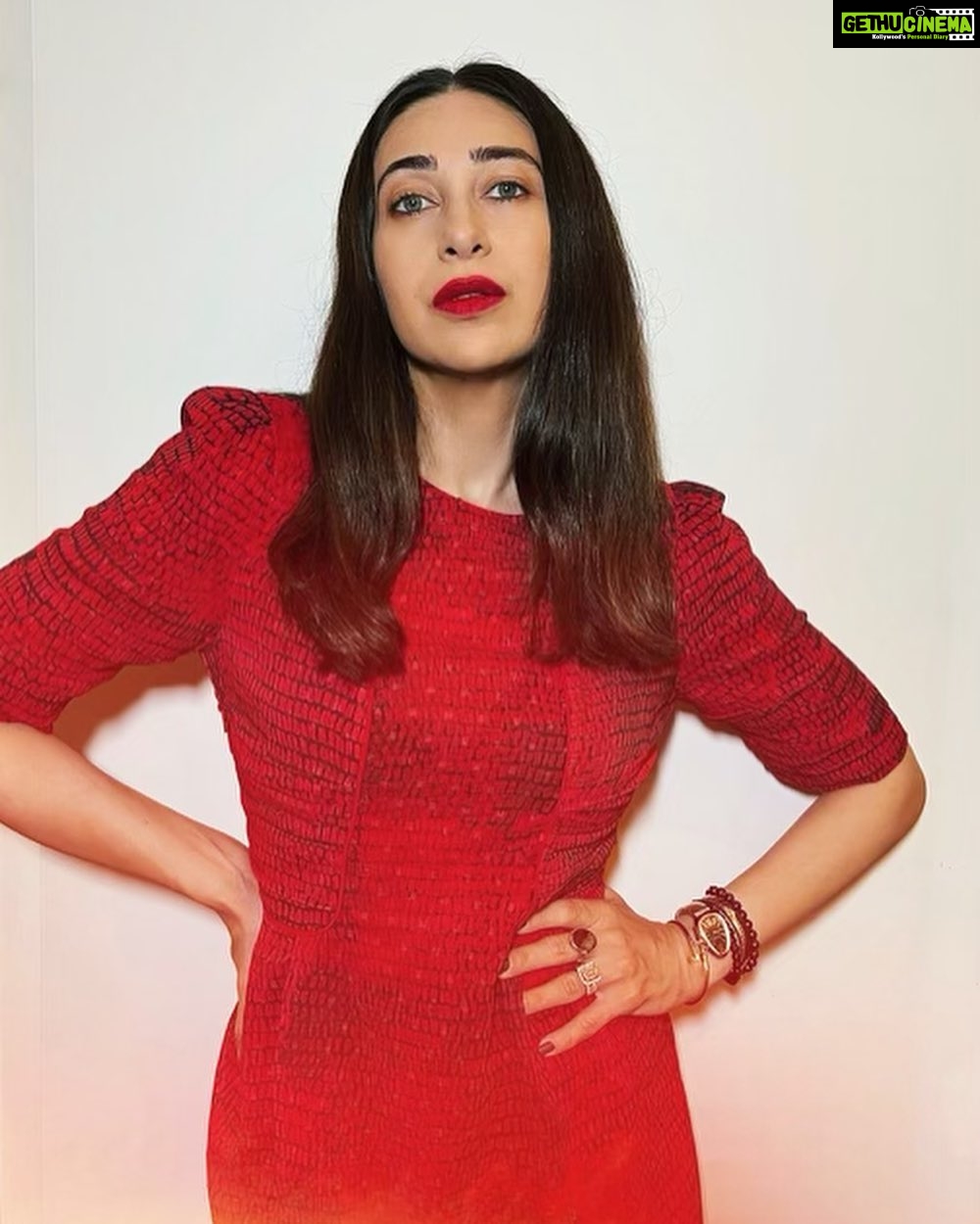 Karisma Kapoor Instagram - All red everything 🍭❤️ #aboutlastnight