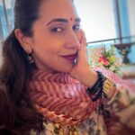 Karisma Kapoor Instagram - गणपति बप्पा मोरया 🙏🏼🌺