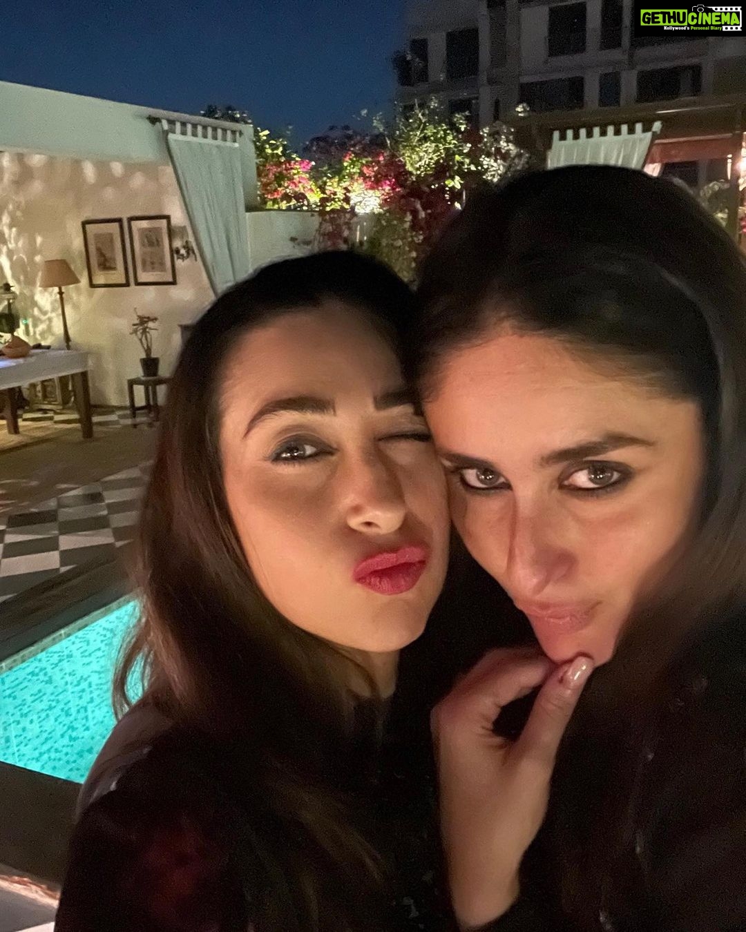 Karisma Kapoor Instagram - Missing the sis 👯♀️🖤