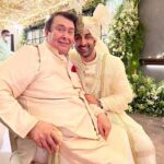 Karisma Kapoor Instagram - पापा और दुलहा ❤️❤️❤️ #merebhaikishaadihai