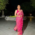 Karisma Kapoor Instagram - Starry nights in the city of Nawabs 💖💫✨ #eventdiaries #travelwithlolo Lucknow, Uttar Pradesh