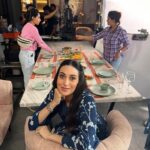 Karisma Kapoor Instagram - Just another manic monday 🦋