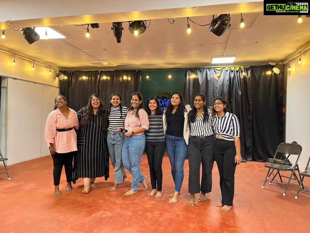 Karthik Kumar Instagram - This is @hysterical_cc : a womens comedy collective: they are dark / dank / fun / funny and yes hysterical. Congrats on completing 20 shows and this is only the beginning. Catch a show of theirs LIVE and feel the vibe 🔥