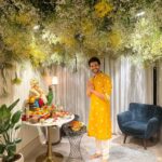Kartik Aaryan Instagram - अहो भाग्य हमारे जो बप्पा फिर से हमारे घर पधारे 🤍 Ganpati Bappa Morya 🙏🏻