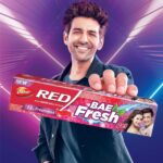 Kartik Aaryan Instagram – Saanson Ka Perfume !! 
Happy to be the part of Dabur family and face of Dabur Red Bae Fresh Gel ❤️

#Dabur  #DaburRedBaeFreshGel #4XFreshness #IcyCool #Mint