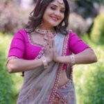 Karunya Ram Instagram – ಹೊಸ ವರ್ಷದ ಹಾಗು ಬೆವು ಬೆಲ್ಲದ ಯುಗಾದಿ ಹಬ್ಬದ ಶುಭಾಶಯಗಳು, ನಿಮ್ಮೆಲರ ಜೀವನದಲ್ಲಿ ಬೆಲ್ಲದ ಸಿಹಿಯೇ ಇರಲಿ 🥰👍Happy Ugadi 🎉✨💐