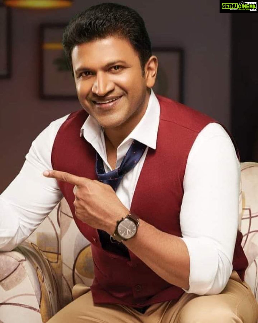 Karunya Ram Instagram - Inspiration day,Happy bday Appu sir π€βοΈππππ» You have inspired all of us to do something good in our life ππ» we love u appu sir β€οΈπ : : #appu #puneethrajkumar #rajakumara #rajaratna #appuliveson