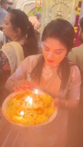 Karunya Ram Instagram - 😇✨
:
:
#karunyaram #milkybeautykarunyaram #actress #heroine #temple #pooja #godess #belive #positivevibes #viralvideos #trending #devotional #trending #viral