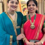 Karunya Ram Instagram - ಅಮ್ಮ ಮಗಳು unconditional love 🥰😍🫶🏼💚❤️💚❤️💚❤️ : : Makeup & Hair : @makeoverbysamridhi_ram Jewllry : @aabushanjewellery1941 : : #karunyaram #milkybeautykarunyaram #motherlove #cute #sweet #strong #mother #motherlove #purelove #unconditionallove #cuteness #beautiful #soul #pretty #indian #traditionl #traditionallook #aabushanjewellery #goldjewellery Indranager, Bangalore