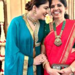 Karunya Ram Instagram - ಅಮ್ಮ ಮಗಳು unconditional love 🥰😍🫶🏼💚❤️💚❤️💚❤️ : : Makeup & Hair : @makeoverbysamridhi_ram Jewllry : @aabushanjewellery1941 : : #karunyaram #milkybeautykarunyaram #motherlove #cute #sweet #strong #mother #motherlove #purelove #unconditionallove #cuteness #beautiful #soul #pretty #indian #traditionl #traditionallook #aabushanjewellery #goldjewellery Indranager, Bangalore
