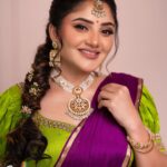 Karunya Ram Instagram - Which is your fav attire Tradition/ westren 🩷🧿 : : : Makeup : @glorykeithmakeover Hair : @hair_by_vedagururaj Jewllry : @kalyanjewellers_official PC : @rainbow_photography_official : #karunyaram #milkybeautykarunyaram #kalyanjewellers #traditional Raja Rajeshwari Nagar, Bangalore South