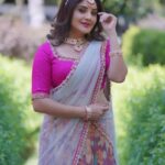 Karunya Ram Instagram - ಹೊಸ ವರ್ಷದ ಹಾಗು ಬೆವು ಬೆಲ್ಲದ ಯುಗಾದಿ ಹಬ್ಬದ ಶುಭಾಶಯಗಳು, ನಿಮ್ಮೆಲರ ಜೀವನದಲ್ಲಿ ಬೆಲ್ಲದ ಸಿಹಿಯೇ ಇರಲಿ 🥰👍Happy Ugadi 🎉✨💐