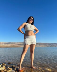 Karunya Ram Instagram - Dead sea vibes ✨🧿🌊
:
:
PC : @makeoverbysamridhi_ram 🍑
#karunyaram #milkybeautykarunyaram #actress #vacation #holiday #jordan #memories #deadsea #deadseajordan #travel #photography #beautiful #hot #nice #jordan