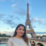 Karunya Ram Instagram – 2023 just started now with more & more positive vibes🗼🌟❤️💫🎉
:
:
#karunyaram #france #paris #effiletower🗼 Effile Tower Paris