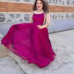 Karunya Ram Instagram - You change the world by being yourself 💖💛💕💞 : : Wearing : @ikarunya Makeup and hair : @makeoverbysamridhi_ram : : #karunyaram #milkybeautykarunyaram #beautiful #cute #indowestern #trending #viral #meta #creative #beautiful