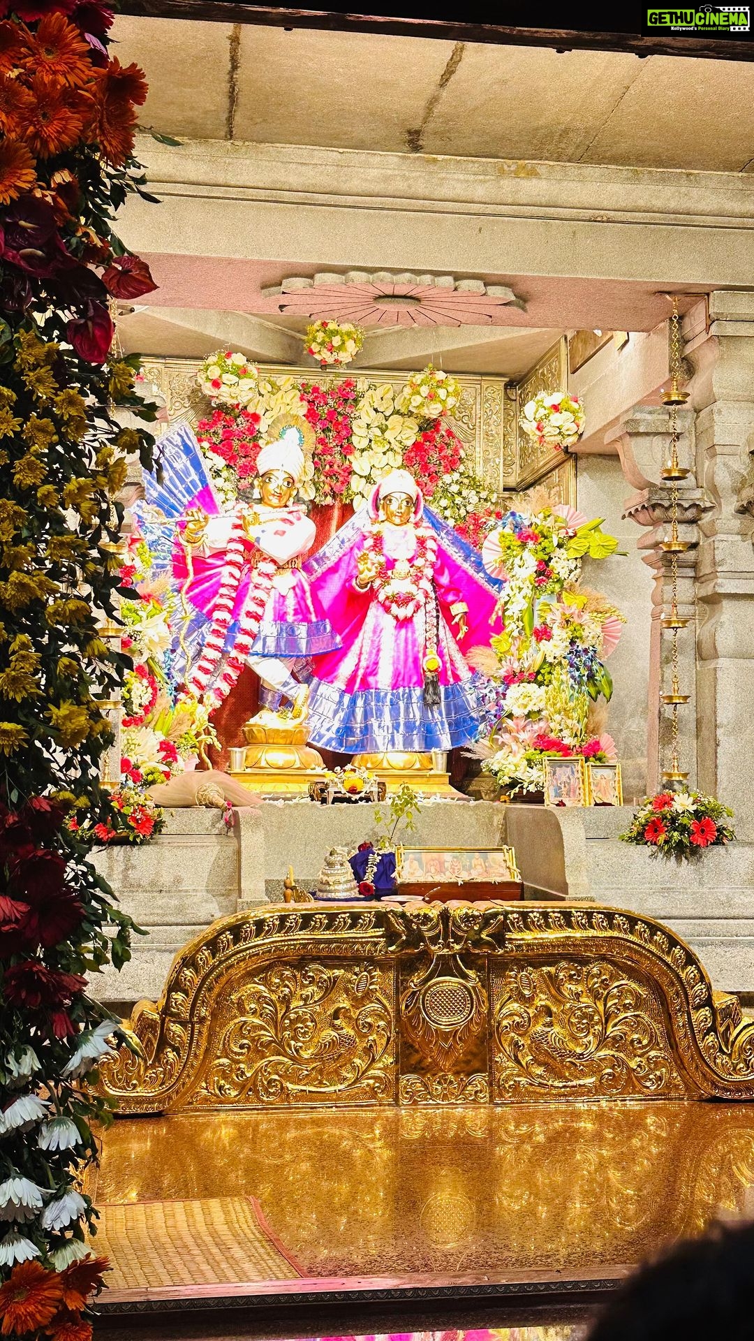 Karunya Ram Instagram - Hare Krishna Hare Krishna krishna krishna hare hare ! Hare Rama Hare Rama Rama Rama Hare Hare ! Chant this mantra 108 times evryday & see this difference 🤗🤟🏼 : : #iskcontemple #harekrishna #harerama #chant #mantra #karunyaram #temple #goodvibes #god