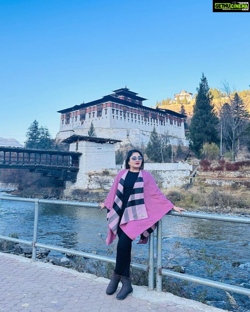Karunya Ram Instagram - In love with bhutan culture,food,beauty of the nature and people 🥰💓💗🇧🇹