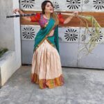 Karunya Ram Instagram - 🌴💐🌴 : : : #karunyaram #milkybeautykarunyaram #festival #sankranti #halfsaree #beautiful #cute #traditional Raja Rajeshwari Nagar, Bangalore South