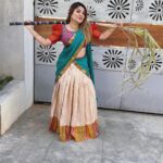 Karunya Ram Instagram - 🌴💐🌴 : : : #karunyaram #milkybeautykarunyaram #festival #sankranti #halfsaree #beautiful #cute #traditional Raja Rajeshwari Nagar, Bangalore South