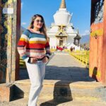 Karunya Ram Instagram – A vacation is having nothing 
to do and all day to do it in 🤗💐🎊
:
:
:
#bhutan #travel #vacation #karunyaram #samridhiram #sisterlove #buthantravel Thimphu, Bhutan