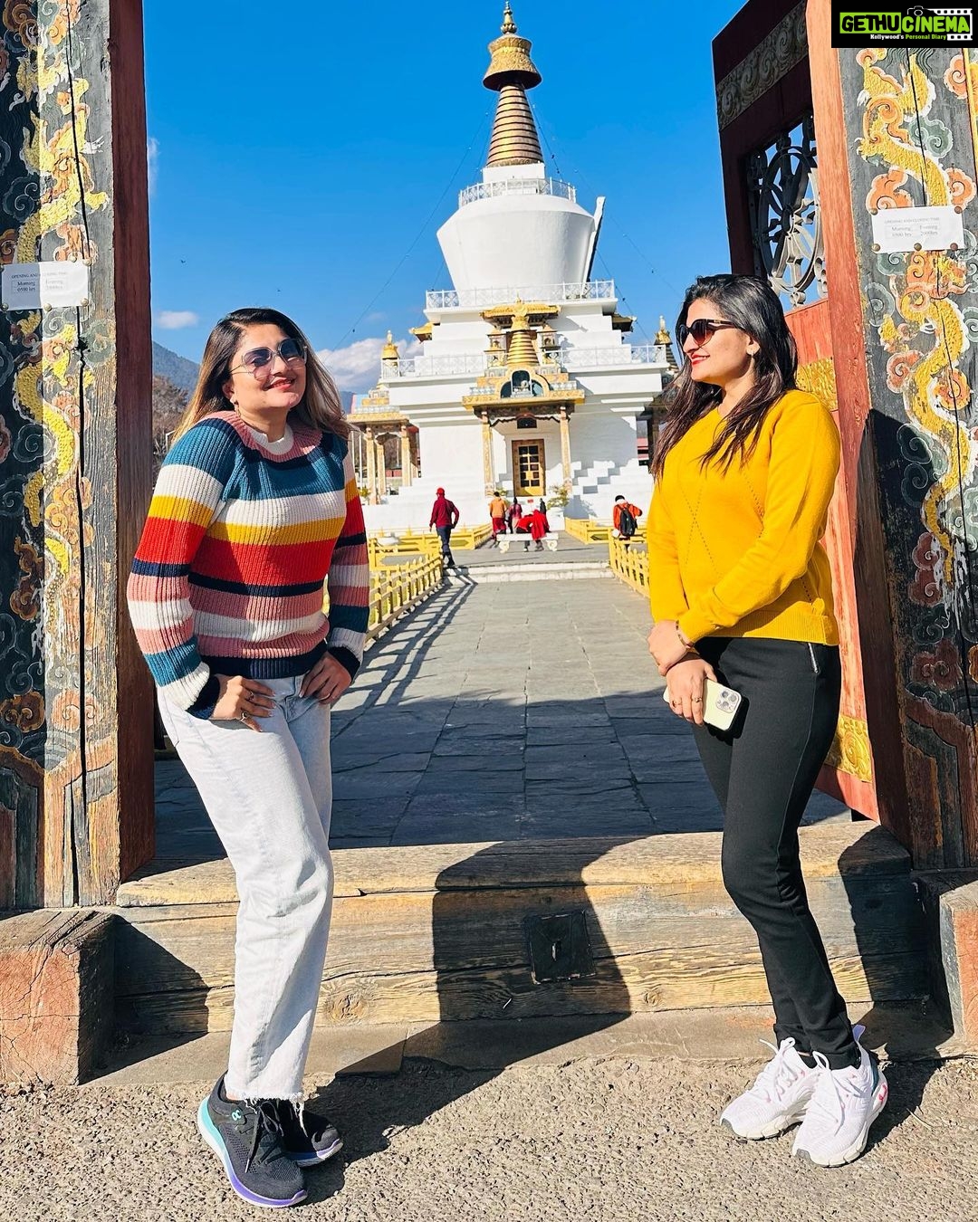 Karunya Ram Instagram - A vacation is having nothing to do and all day to do it in 🤗💐🎊 : : : #bhutan #travel #vacation #karunyaram #samridhiram #sisterlove #buthantravel Thimphu, Bhutan