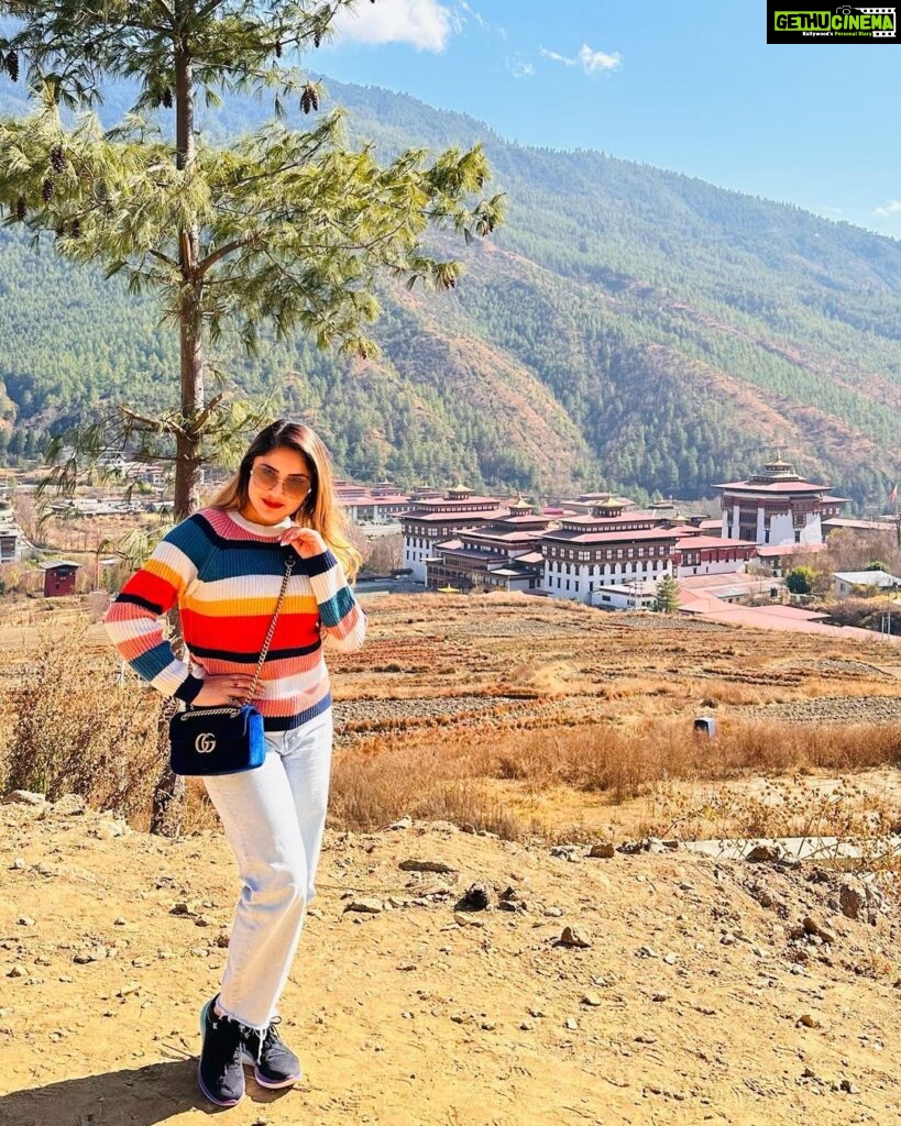 Karunya Ram Instagram - A vacation is having nothing to do and all day to do it in 🤗💐🎊 : : : #bhutan #travel #vacation #karunyaram #samridhiram #sisterlove #buthantravel Thimphu, Bhutan