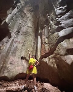 Karunya Ram Instagram - Vietnam 🇻🇳💚♥️ 
:
:
:
#karunyaram #milkybeautykarunyaram #vietnam #explore #vacation #travel #sisters #sisterlove #danang