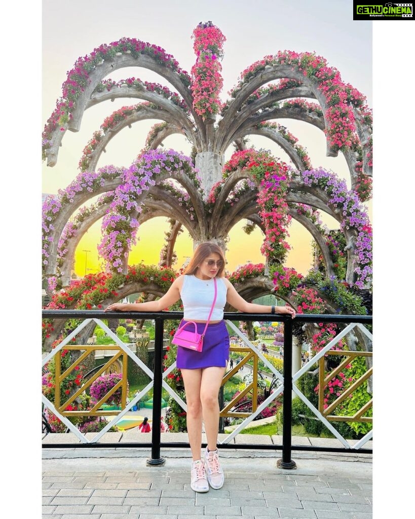 Karunya Ram Instagram - Sparkle brilliantly and shine brightly 💜🤍💖 : : : #karunyaram #milkybeautykarunyaram #vacation #dubai🇦🇪 #miraclegardendubai #travel #cute #hotness🔥 #fashion #style Miracle Garden Dubai