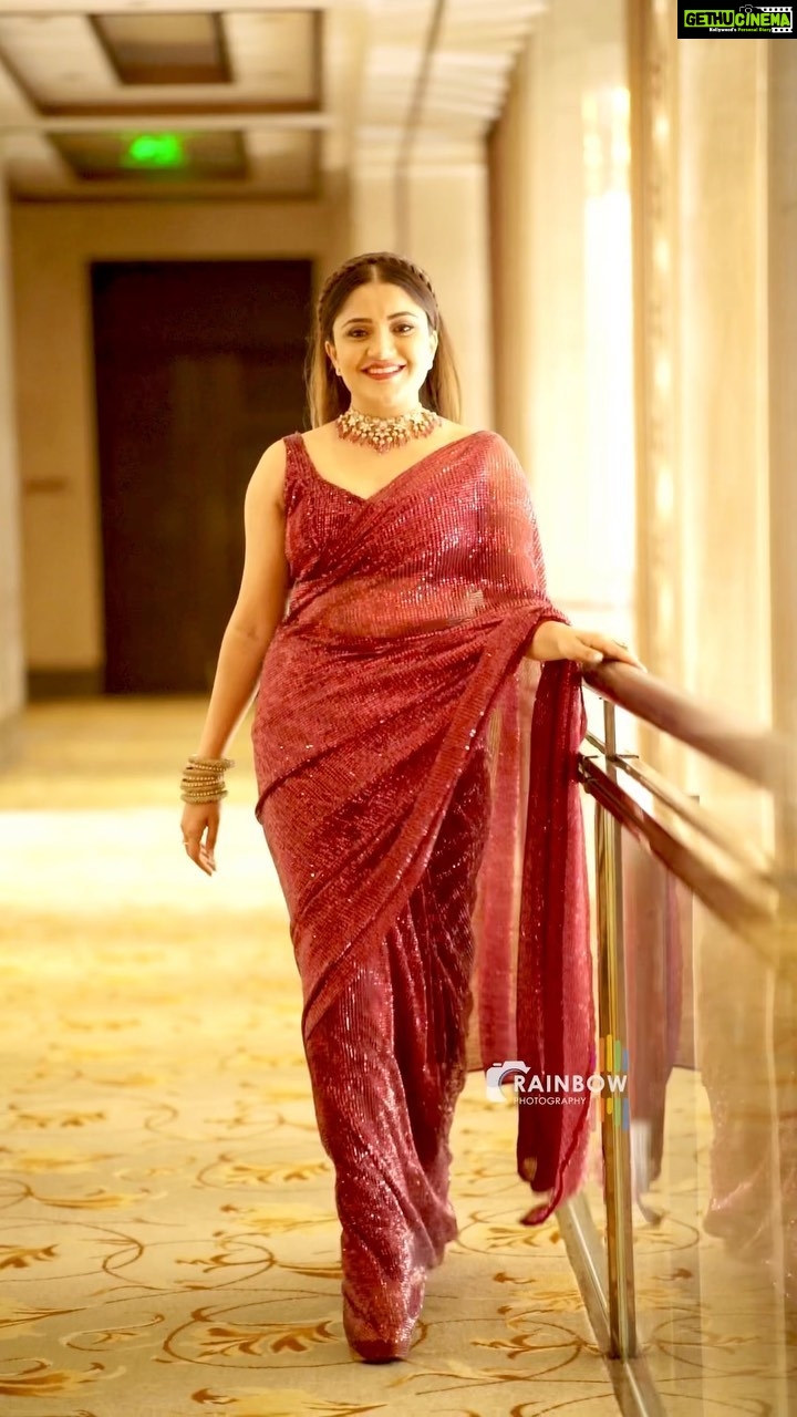 Karunya Ram Instagram - Mandahasa β₯οΈπ : : @makeoverbysamridhi_ram @label_divya_samal @rainbow_photography_official : : #karunyaram #milkybeautykarunyaram ##meta #reels #instagram #trending #viral #saree #beautiful #gorgeous #cute Shangri-La Bengaluru