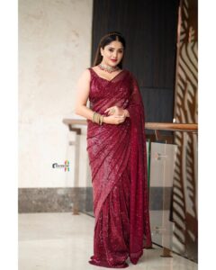 Karunya Ram Instagram - ♥️♥️♥️
:
:
Wearing : @label_divya_samal 
Makeup : @makeoverbysamridhi_ram 
@hairstyle_by_priya_bangalore 
Pc : @rainbow_photography_official 
:
:
#karunyaram #milkybeautykarunyaram #actress #saree #elegence