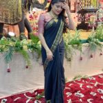 Karunya Ram Instagram - Nothing makes a women look more beautiful like saree does 🫶🏼🖤🤎 : : @joshapp.kannada @officialjoshapp : : #karunyaram #milkybeautykarunyaram #saree #traditional #cute #beautiful #mysoresilk #mysoresilksaree