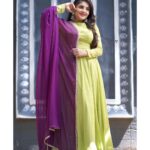 Karunya Ram Instagram – Go green 💚💜
:
:
:
#karunyaram #milkybeautykarunyaram #heroine #actress #trending #viral