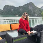 Karunya Ram Instagram - Love the nature ♥️🇻🇳 : : #karunyaram #milkybeautykarunyaram #vietnam #naturelover Hạ Long Bay