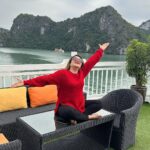 Karunya Ram Instagram - Love the nature ♥️🇻🇳 : : #karunyaram #milkybeautykarunyaram #vietnam #naturelover Hạ Long Bay