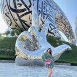 Karunya Ram Instagram - 💚💗💙 : : : #karunyaram #milkybeautykarunyaram #travel #vecation #dubai #secondhome #memories #cute #futureofthemuseum Museum of the Future