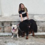 Karunya Ram Instagram - Wit my Simba and Bagheera 🤍🖤 : : #karunyaram #milkybeautykarunyaram #simba #bagheera Raja Rajeshwari Nagar, Bangalore South