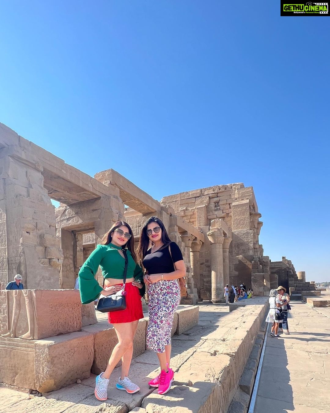 Karunya Ram Instagram - My best memories are the ones we make togather ♥️🥰🤗 : : #karunyaram #samridhiram #sisters #bonding #love #memeories #vacation #egypt Temple Of Kom Ombo